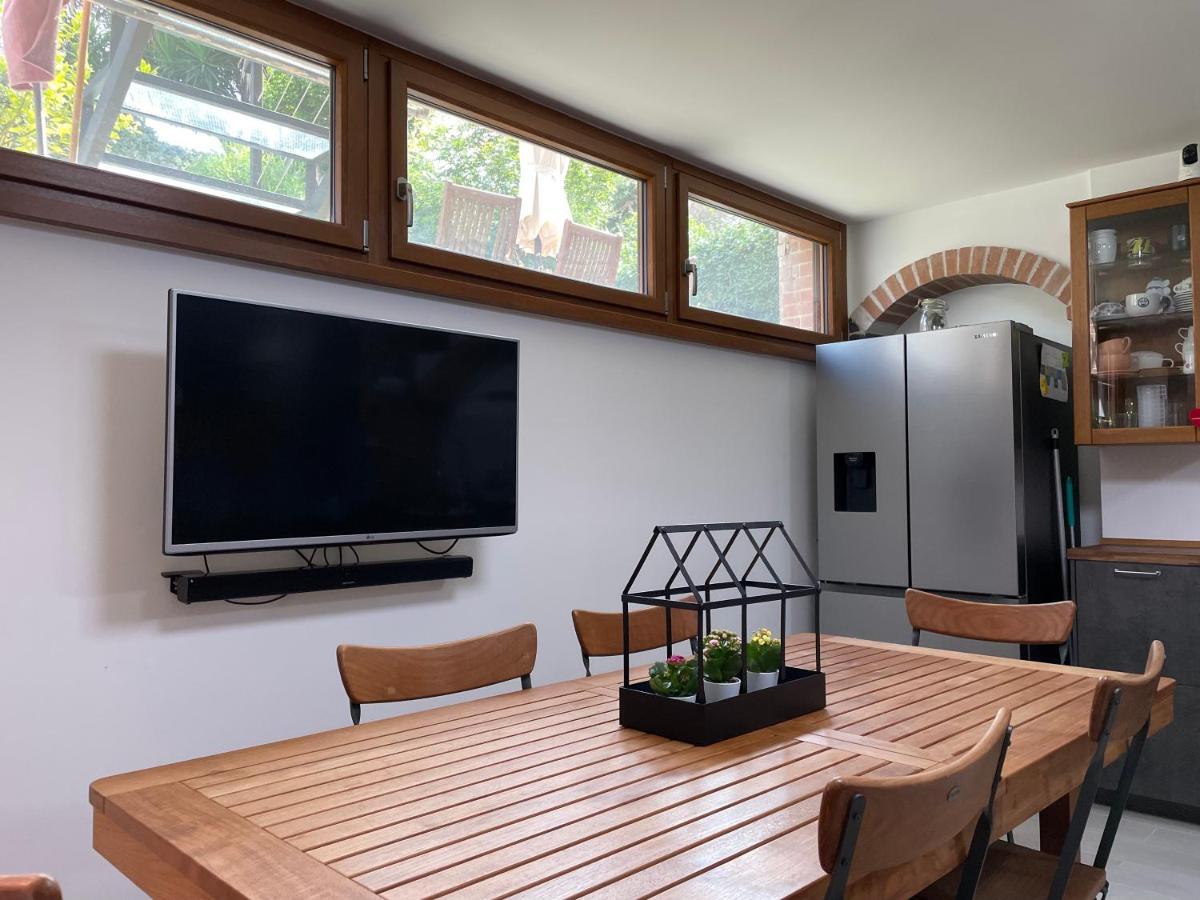 In&Out Apartment - Mostacciano, Eur Rom Exterior foto
